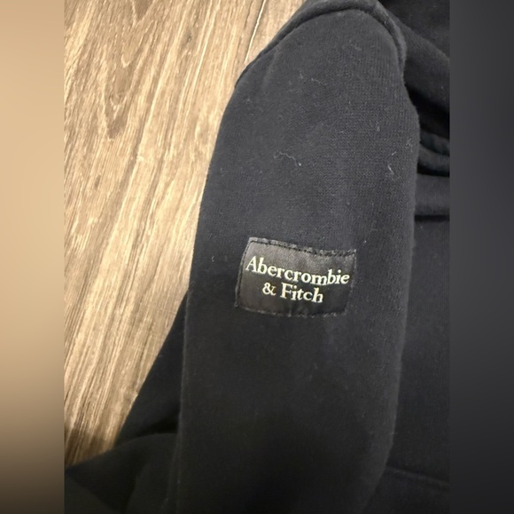 Abercrombie Kids Boys Black Pullover Hoodie Size 7/8 - Picture 4 of 5